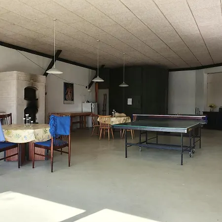 Feriestedet Skovly Apartment Klemensker