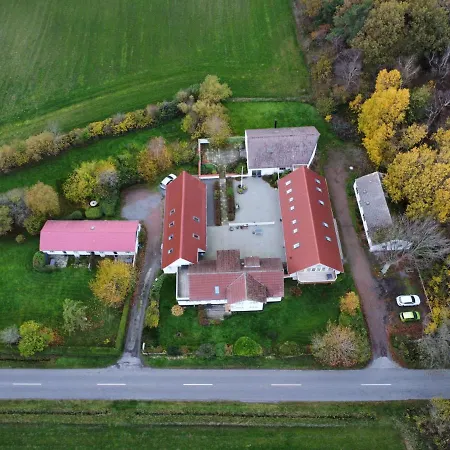 Feriestedet Skovly * Klemensker