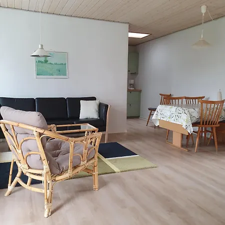 Feriestedet Skovly Apartment *